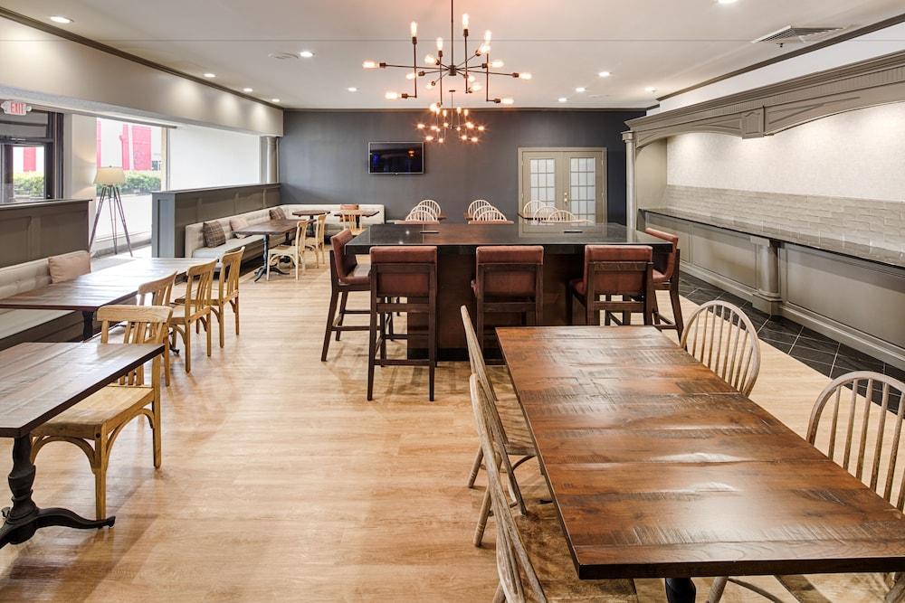 Holiday Inn Express Atlanta Airport - North, An Ihg Hotel College Park Εξωτερικό φωτογραφία