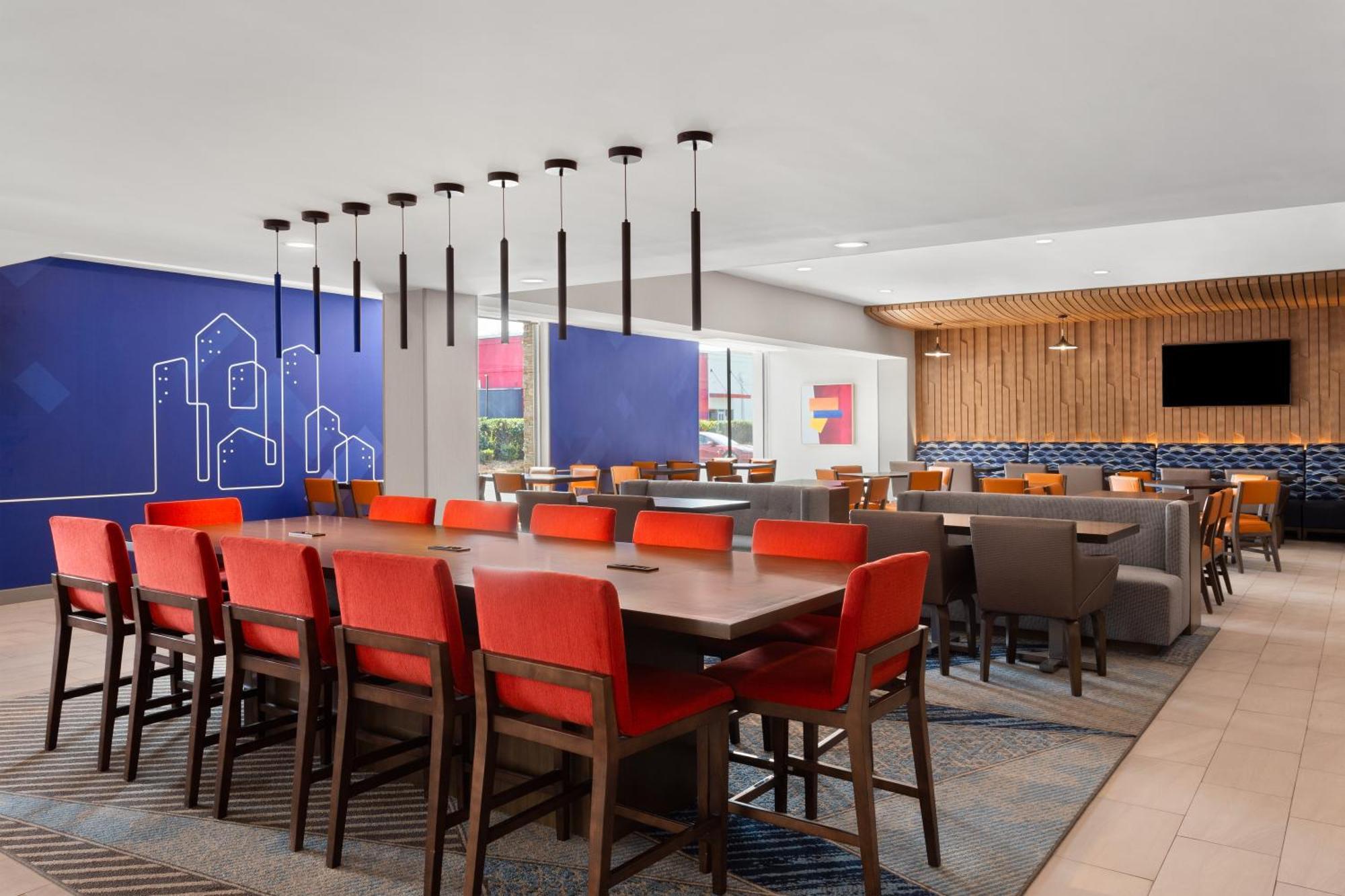 Holiday Inn Express Atlanta Airport - North, An Ihg Hotel College Park Εξωτερικό φωτογραφία